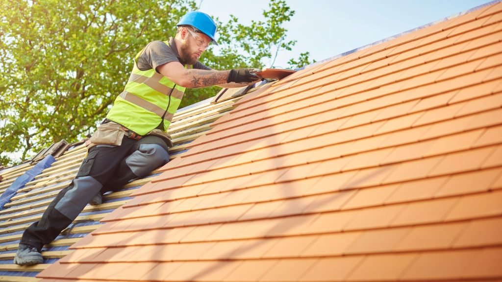 7 Reasons Why You Should Hire a Roofing Company in Dalton Pennsylvania