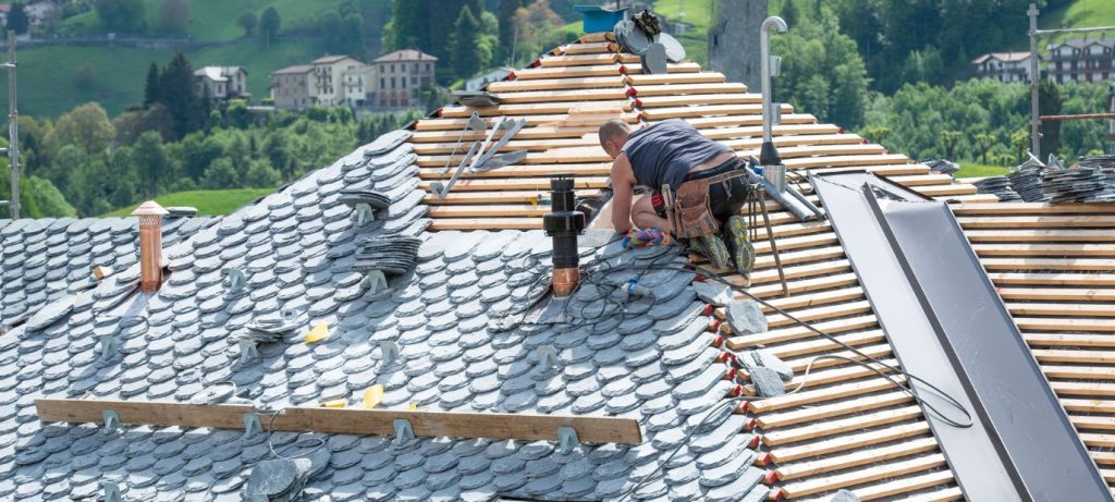 choosing the top commercial roofing companies